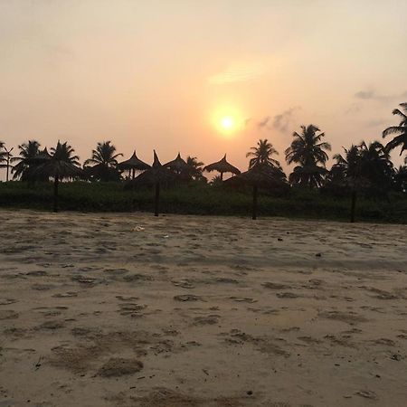Pele'S Windsong Wood Cottage On The Beach Benaulim Exterior photo