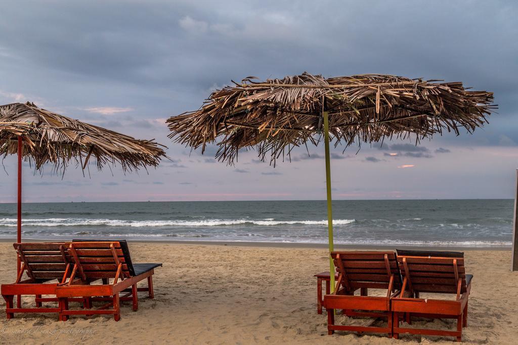Pele'S Windsong Wood Cottage On The Beach Benaulim Exterior photo