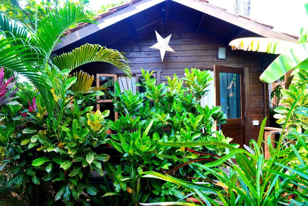 Pele'S Windsong Wood Cottage On The Beach Benaulim Exterior photo