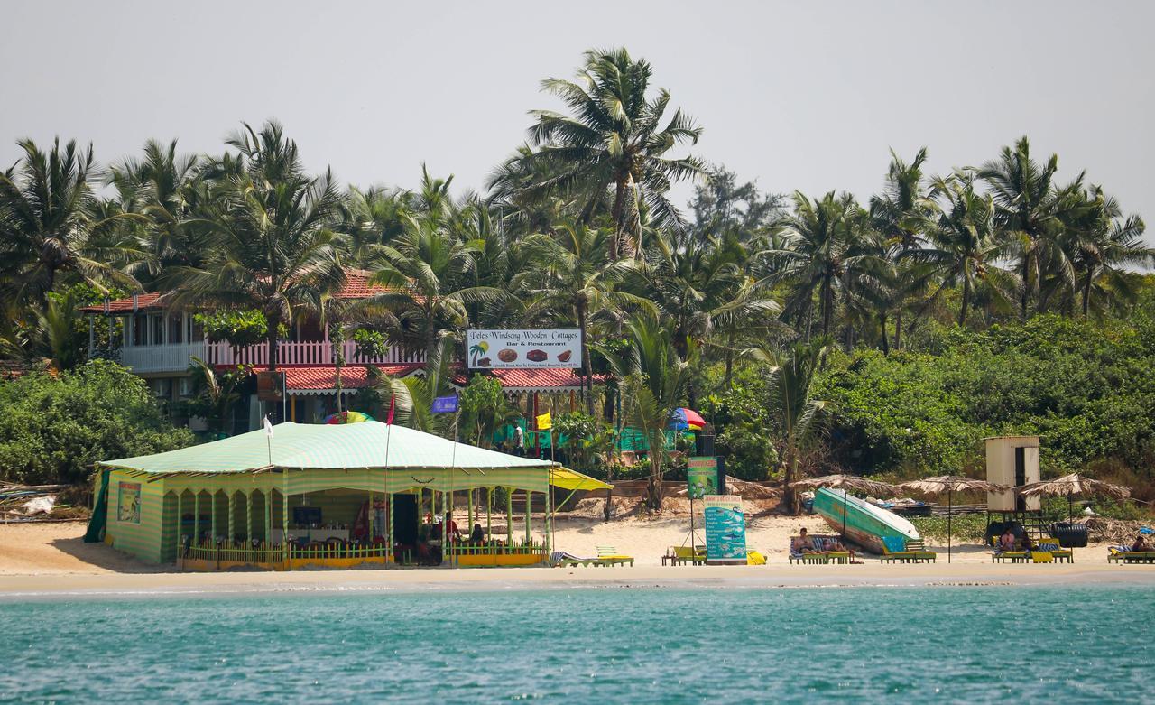 Pele'S Windsong Wood Cottage On The Beach Benaulim Exterior photo