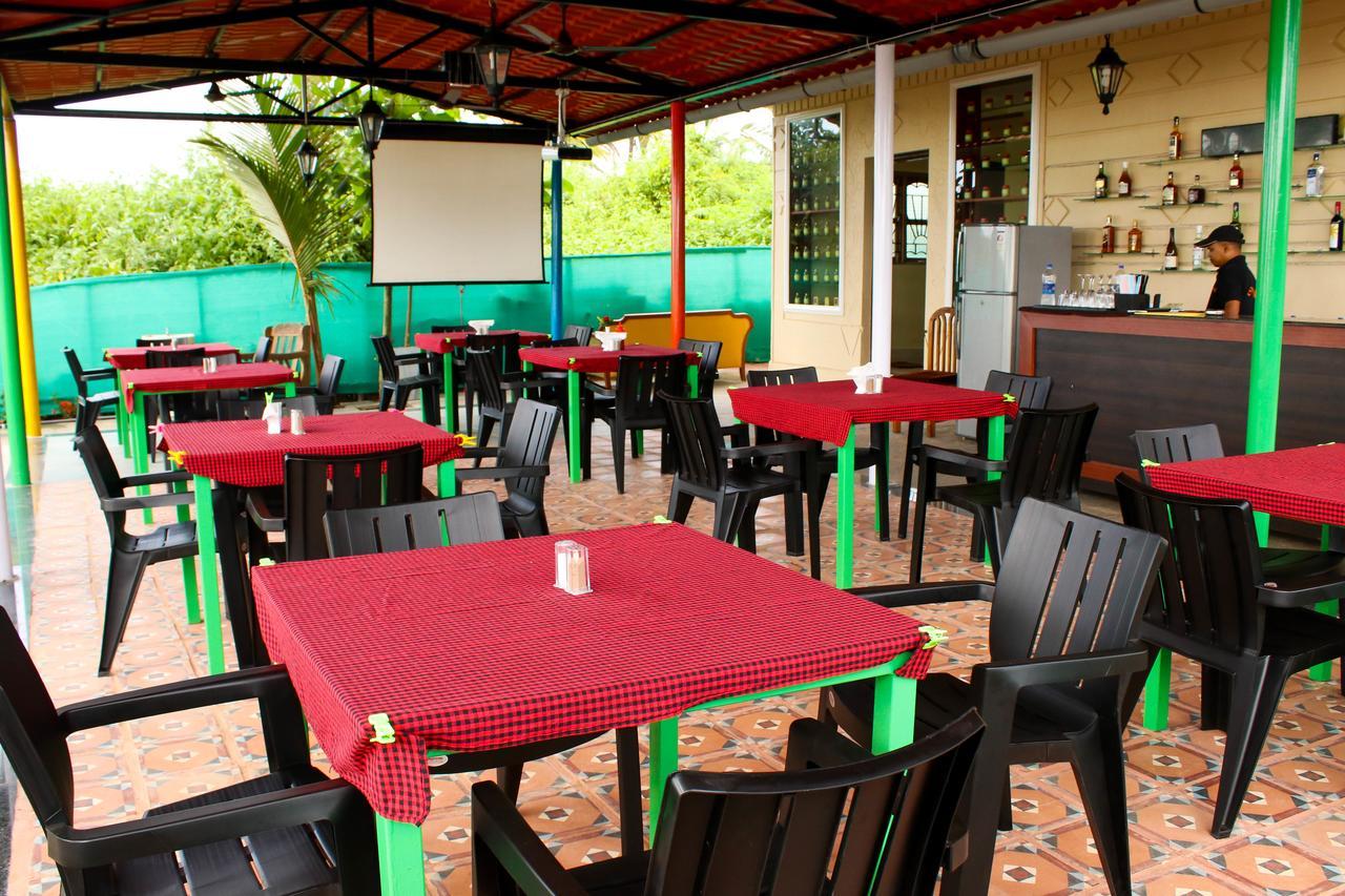Pele'S Windsong Wood Cottage On The Beach Benaulim Exterior photo